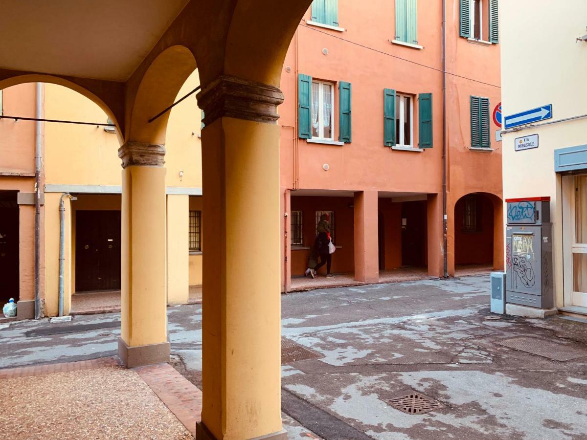 Whouse Suite Apartment Mirasole Bologna Exterior photo